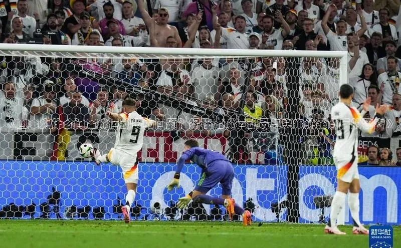 天富注册登陆测速百度社团赞助平台《国王为什么问足球运动员的问题？揭秘足球运动员与皇室关系背后的秘密》